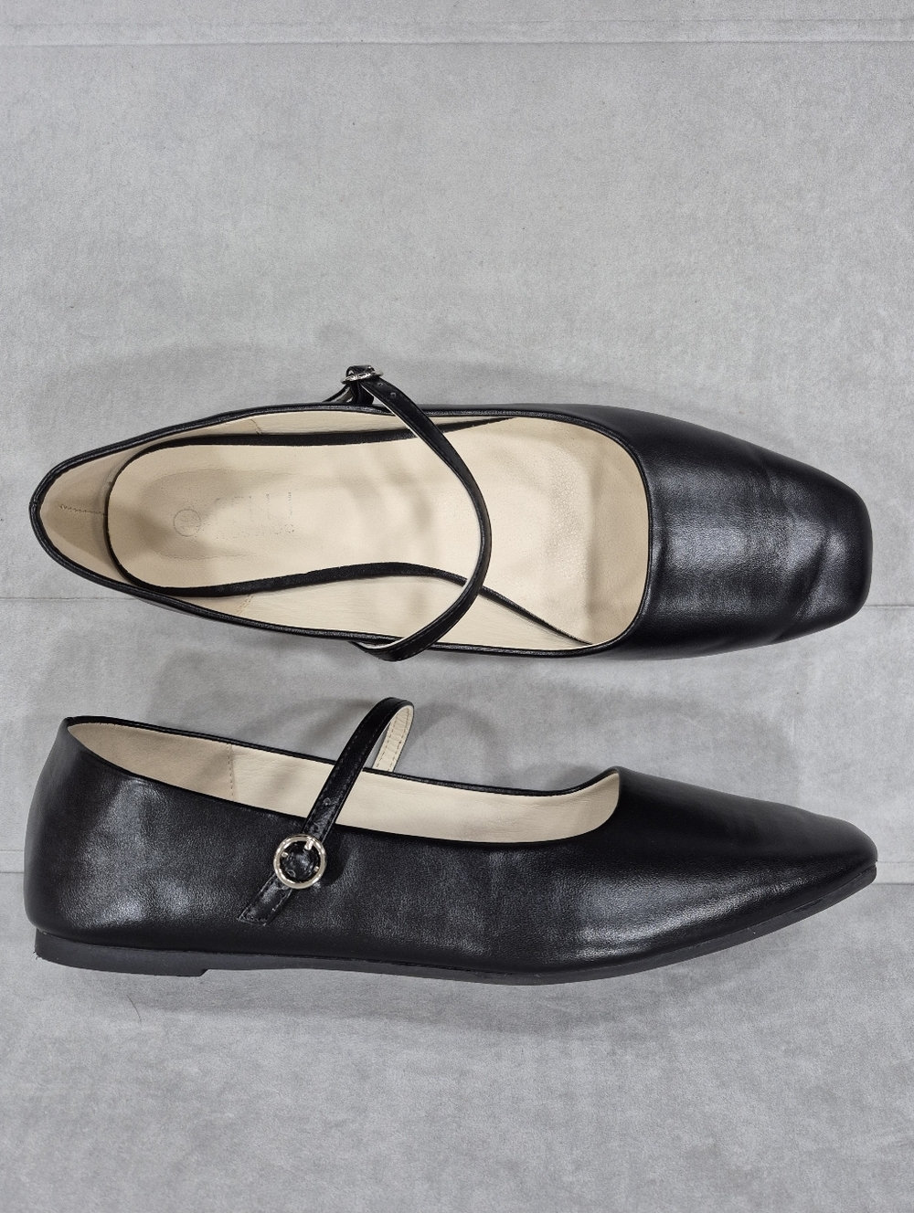 Musshoe ballet flats women's 10 black vegan leather Mary Jane shoes square toe